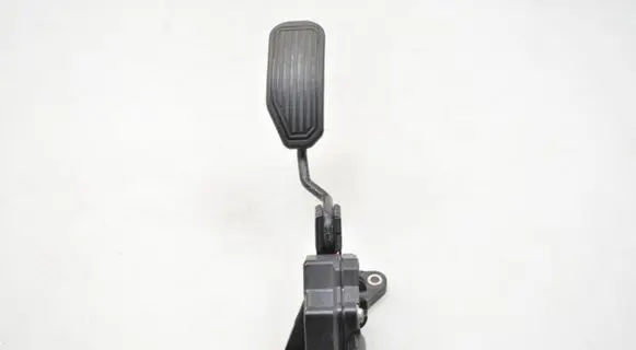 Toyota Camry Accelerator throttle pedal 1988008891