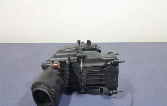 Volvo XC90 Intake resonator 32222130