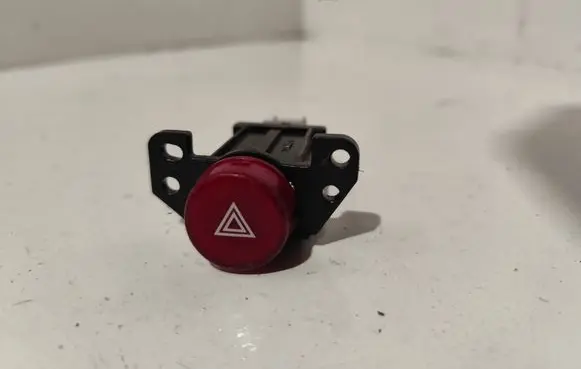 Mitsubishi Outlander Hazard light switch 3c31