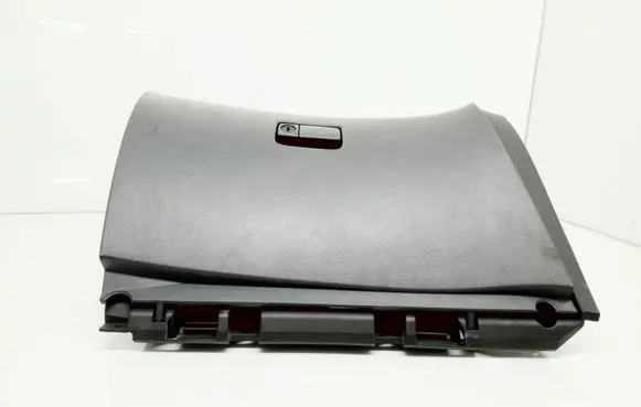 Nissan Primera Glove box 68520AV600 30230M