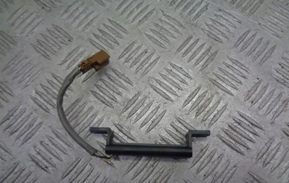 Suzuki SX4 Airbag deployment crash/impact sensor