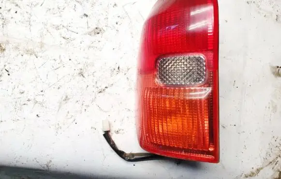 Toyota RAV 4 (XA20) Rear/tail lights