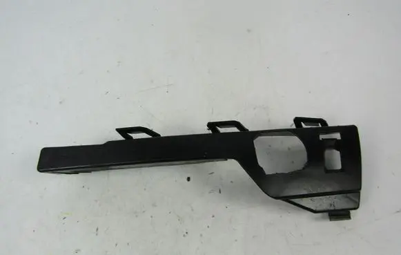 Volkswagen PASSAT B6 Front bumper mounting bracket 4M5117E857AC