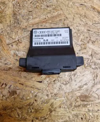 Volkswagen Polo V 6R Gateway control module 6R0907530C 5WK50030E 1K0907951
