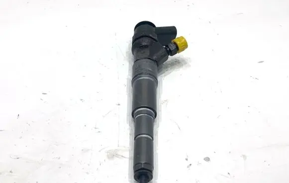 BMW 5 E60 E61 Fuel injectors set 7794652