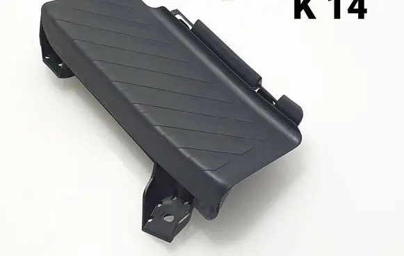 Volkswagen Tiguan Foot rest pad/dead pedal 5QB864775 5q1864777