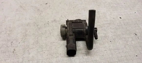 Volkswagen Caddy Turbo solenoid valve 1K0906283A