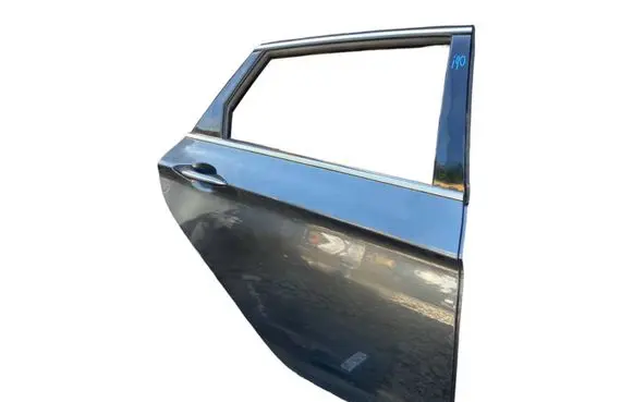 Hyundai i40 Front door