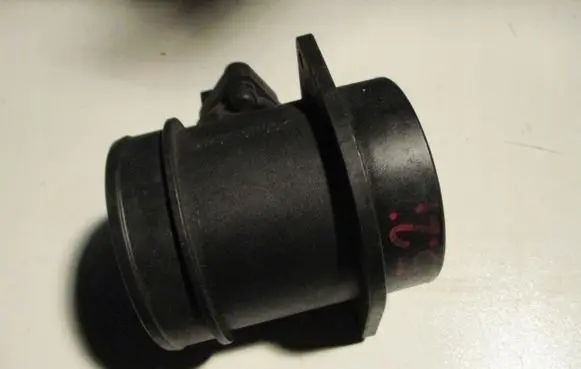Audi A8 S8 D3 4E Mass air flow meter 0280218143