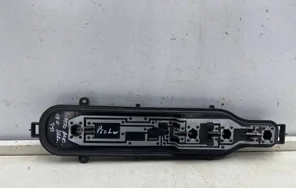 Peugeot Partner III Tail light bulb cover holder