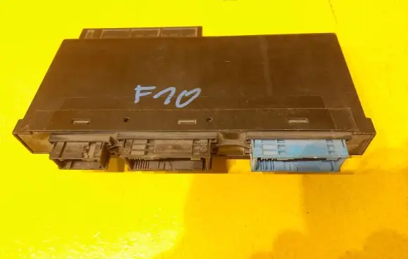 BMW 5 F10 F11 Comfort/convenience module 9221398