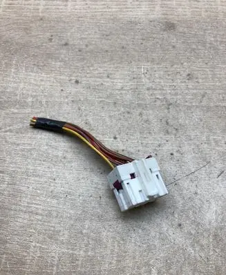 Audi A6 S6 C5 4B Plug wire 8A0972986