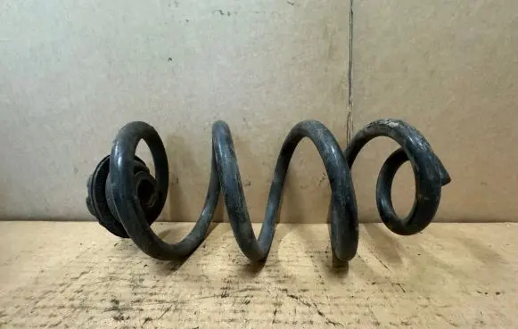 Nissan X-Trail T31 Rear coil spring