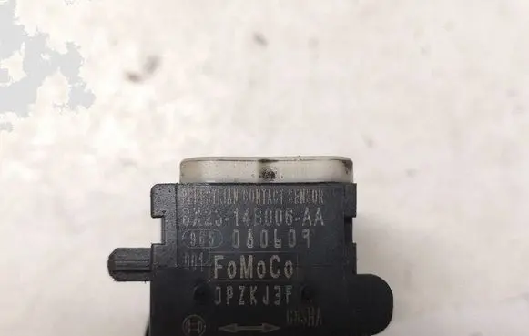 Jaguar XF Airbag deployment crash/impact sensor 8X2314B006AA 080609