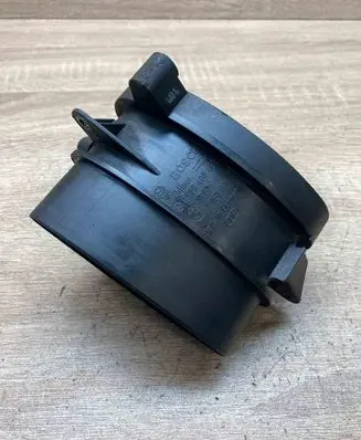 BMW 3 E46 Mass air flow meter 7787076 0928400468