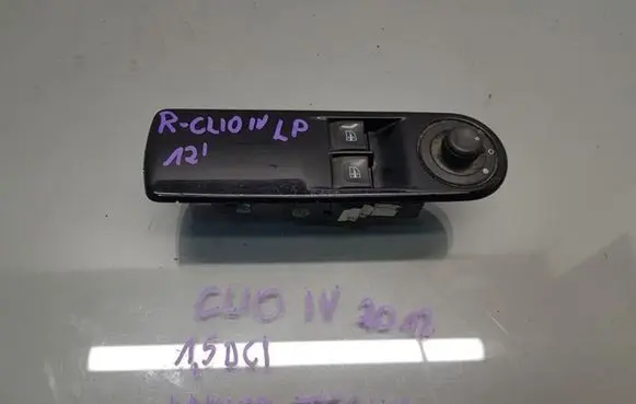Renault Clio IV Quarter vent window switch 