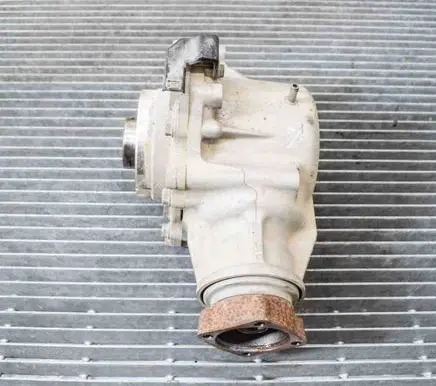 Honda CR-V Gearbox transfer box case E008064
