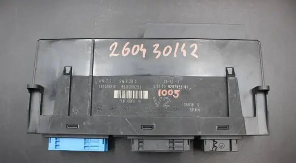 BMW 5 F10 F11 Comfort/convenience module 9267525 S6135 10681810