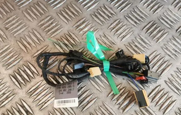 Audi RS4 B8 EUR ISO radio connector 8W0971693C