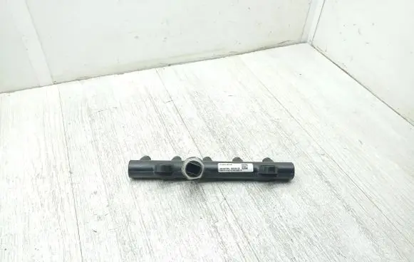 Peugeot 308 Fuel main line pipe 9656391180 R9144Z180A