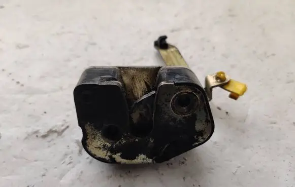 Renault Master II Sliding door lock 352416