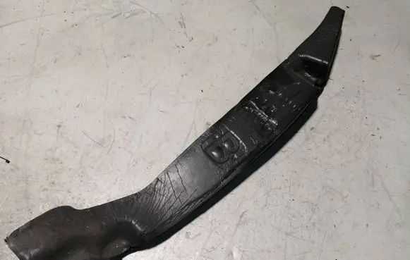 Buick Encore I Fender foam support/seal 