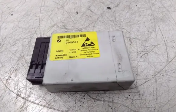 BMW 5 E60 E61 Central console control unit 9169521