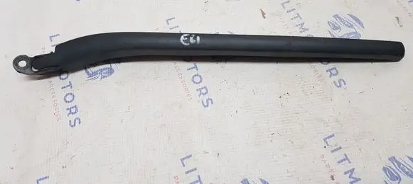 BMW 5 E60 E61 Rear wiper blade arm 76125
