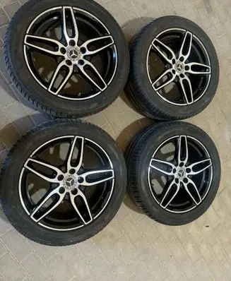 Mercedes-Benz V Class W447 R18 alloy rim A1764010700