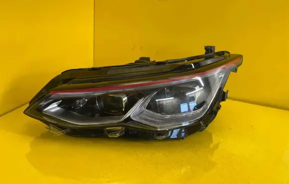 Volkswagen Golf VIII Headlight/headlamp 5H1941059