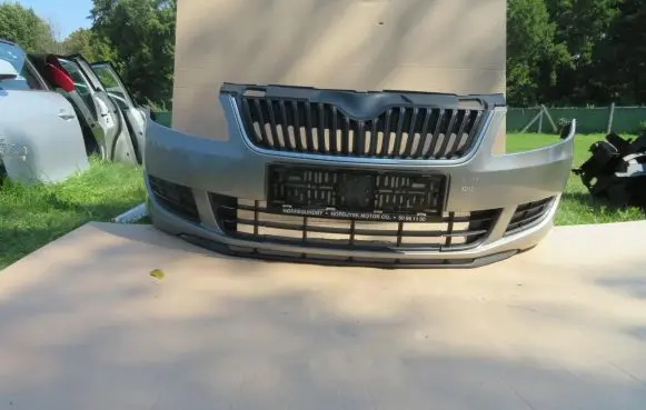 Skoda Fabia Mk2 (5J) Front bumper 5J0807221D
