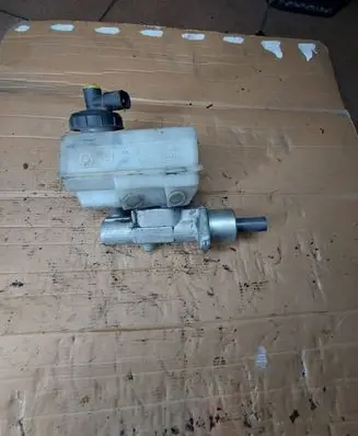 Renault Espace III Master brake cylinder 7700823486 7700623487