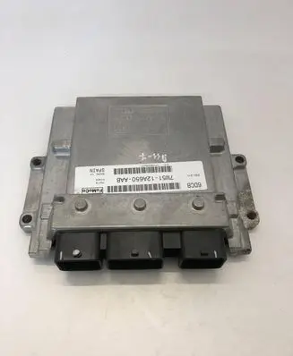 Ford Focus Engine control unit/module 7M5112A650AAB 7M51-12A650-AAB