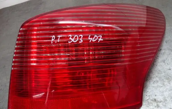 Peugeot 407 Rear/tail lights
