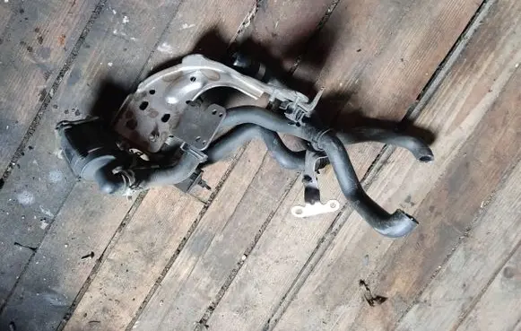 Volvo XC90 Electric auxiliary coolant/water pump 31368143