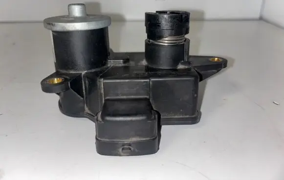 KIA Sportage Intake manifold valve actuator/motor 283812F600