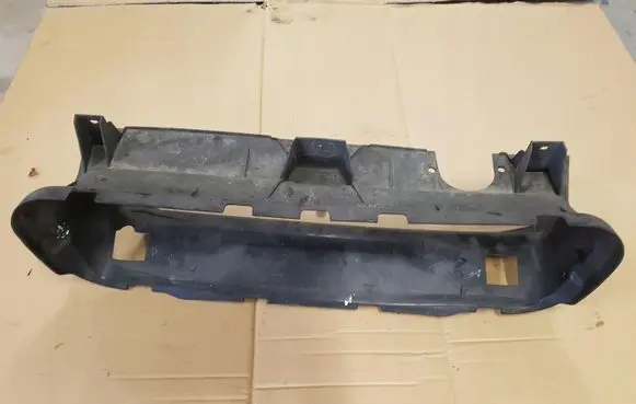 Volvo V50 Radiator trim 