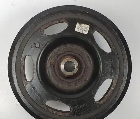 Opel Astra G Crankshaft pulley 55574772