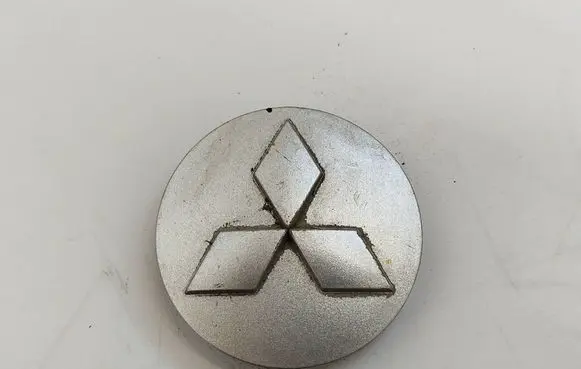 Mitsubishi Colt Original wheel cap 4252A017