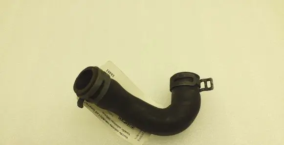 Volkswagen PASSAT B7 Engine coolant pipe/hose 1K0122058L