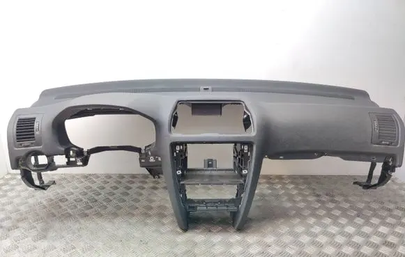 Skoda Octavia Mk2 (1Z) Dashboard 1Z1857007CG 1139100X0501 1023428393