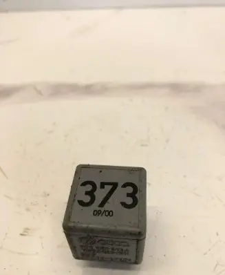 Audi A5 8T 8F Other relay 8D0951253A