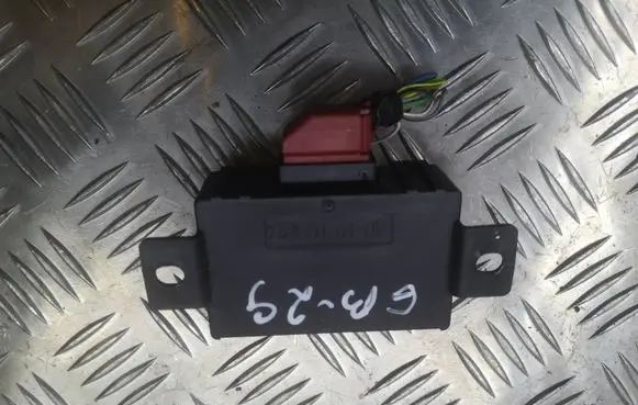 Audi A6 S6 C5 4B Alarm control unit/module 4B0951173