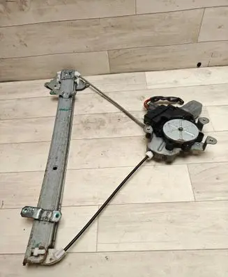 Mitsubishi Outlander Front door window regulator with motor MR573885LH
