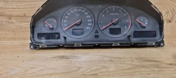 Volvo S80 Speedometer (instrument cluster) 9472449