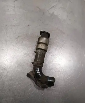 Ford Focus Air intake hose/pipe av616c750ad