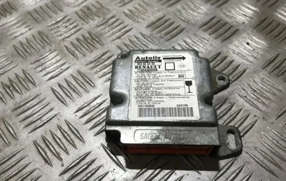 Renault Megane I Airbag control unit/module 7700430059b 550629400