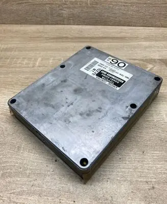 Toyota Yaris Engine control unit/module ECU 8966152064 1SZFE