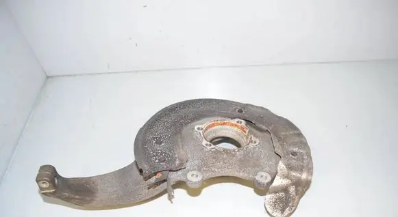 BMW 5 G30 G31 Front wheel hub 6884382 31206884382