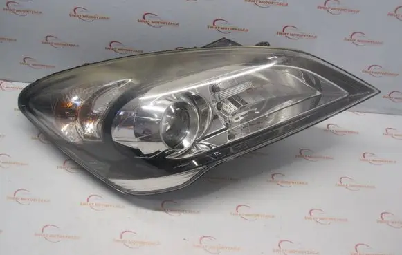 KIA Ceed Headlight/headlamp 921021H